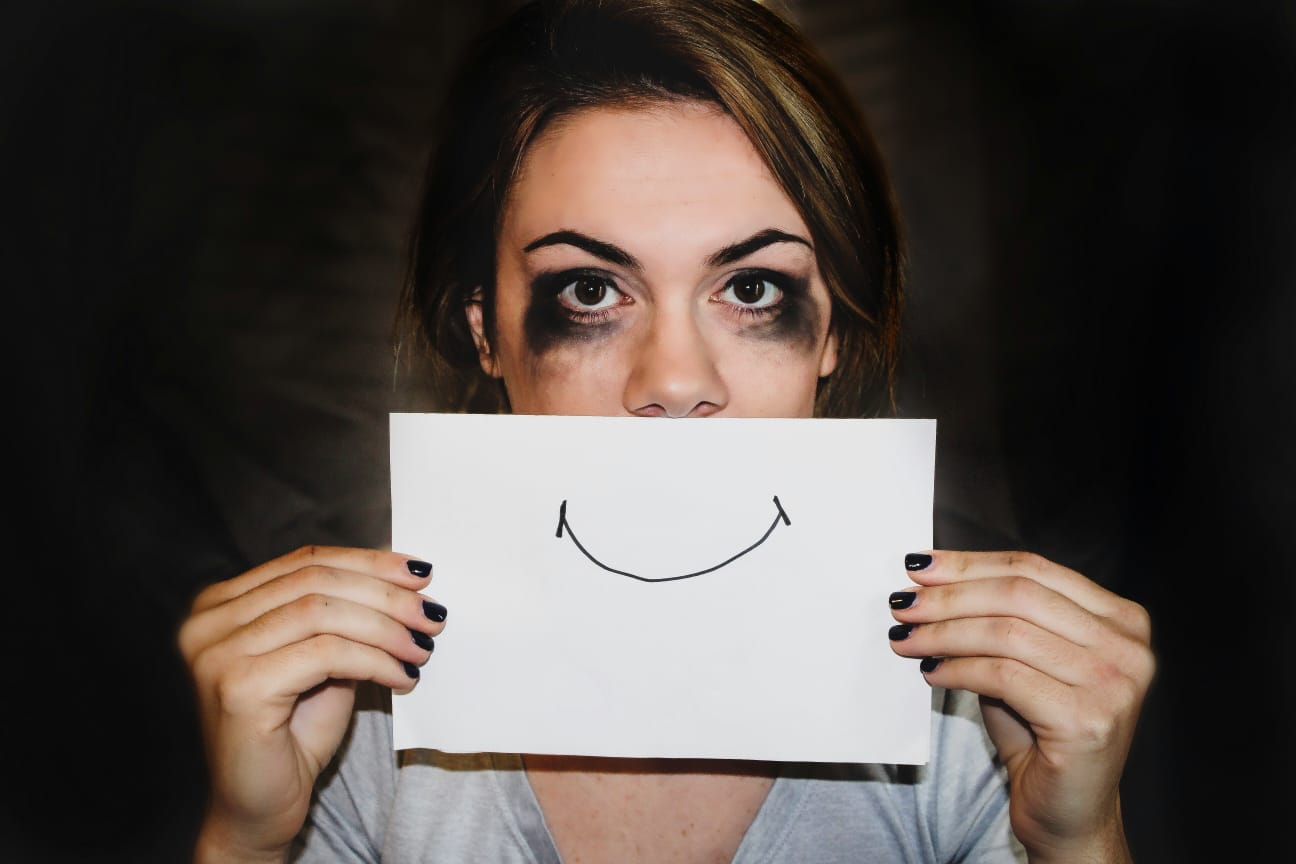 O transtorno afetivo pode gerar confusão e instabilidade emocional, dificultando a percepção de si mesmo e do mundo ao redor.