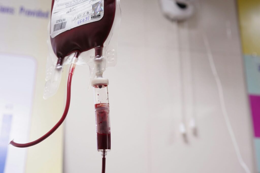 bolsa de sangue utilizada em transfusão no tratamento de alguns tipos de anemia